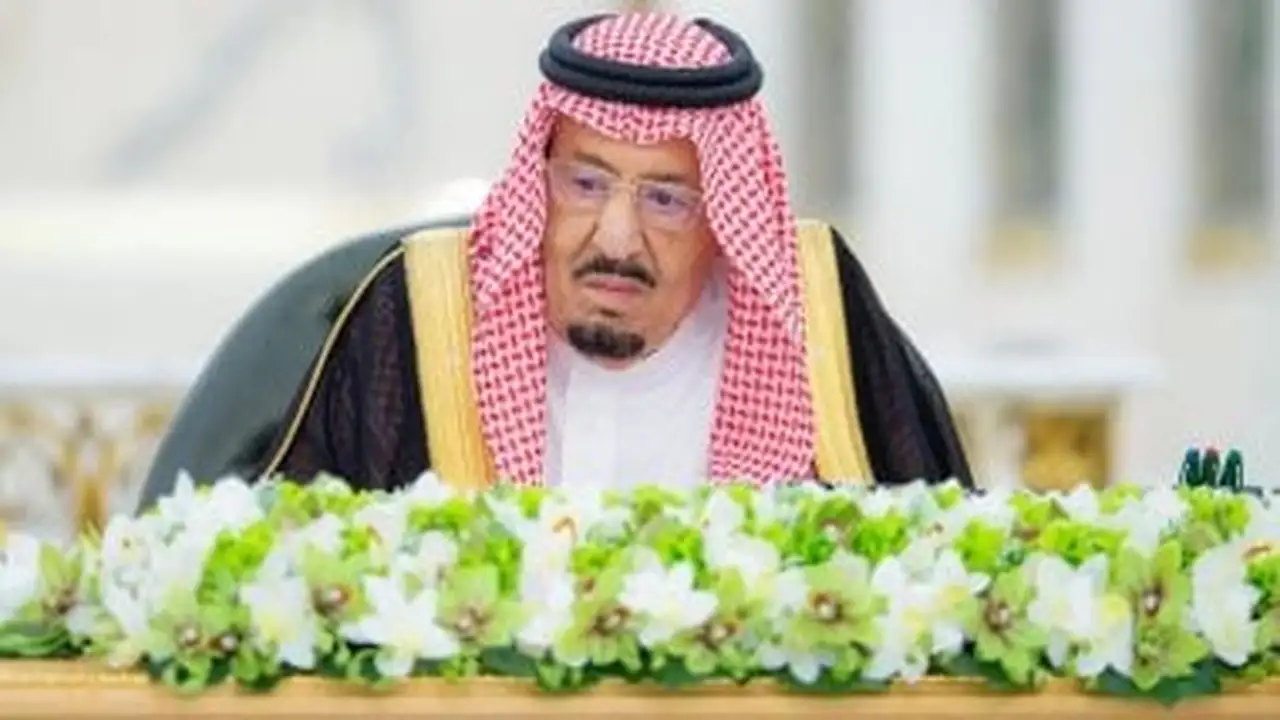 مجلس الوزراء السعودي يوافق على مشروع تصميم أول قمر صناعي مشترك مع مصر